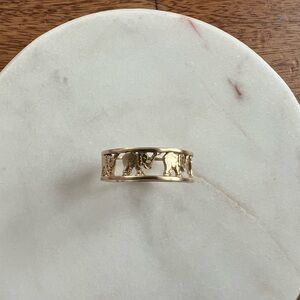 14K Gold Ring w/ Five Elephants